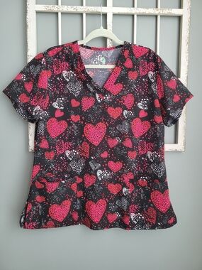 Black V-Neck Scrub Top with Red/Pink Heart Print, Workwear, Uniform Medical